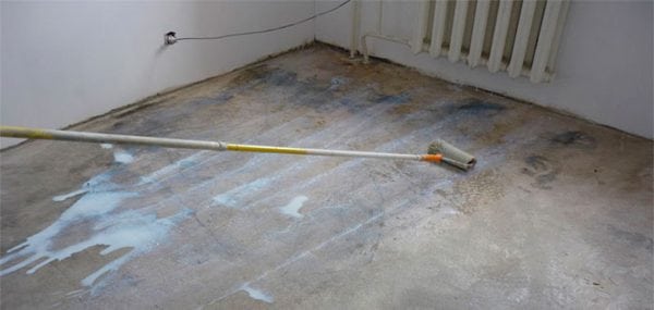 Primer for linoleum concrete