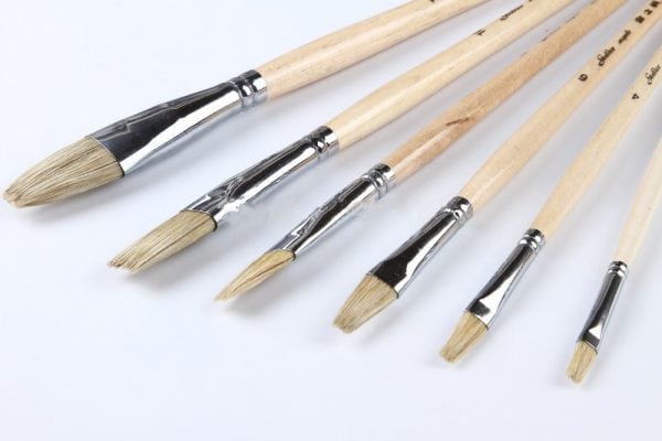 Brushes of different sizes