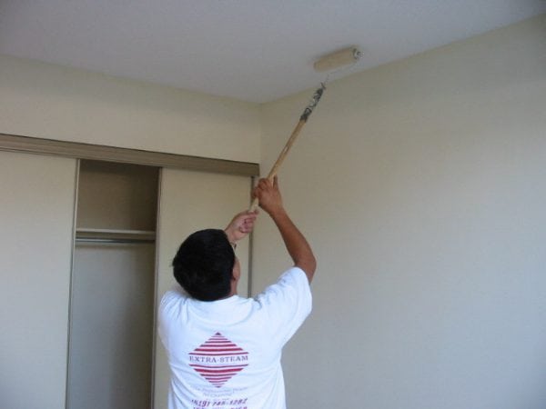 Paint roller ceiling