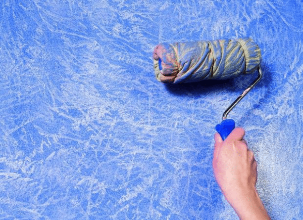 Rouleau fait maison en matériaux improvisés