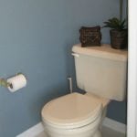 DIY toilet room painting