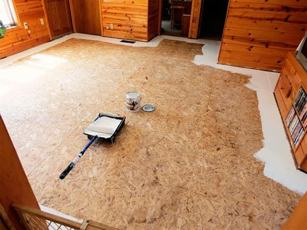 Painting OSB boards on the floor