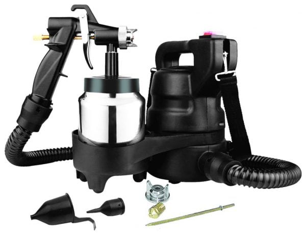 Electric spray gun for painting walls