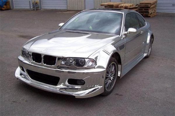 Peinture de voiture peinte au chrome