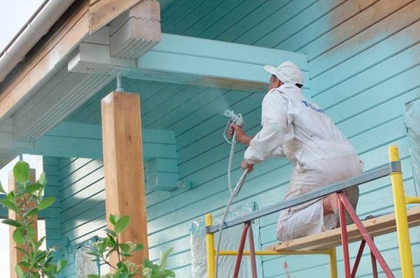 Airless paint spraying