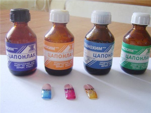 Zaponlak of various colors