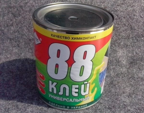 Универсално лепило 88