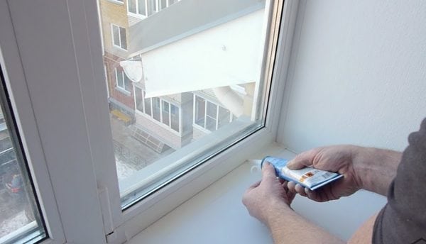 Cosmofen liquid plastic is usually used when installing plastic windows.