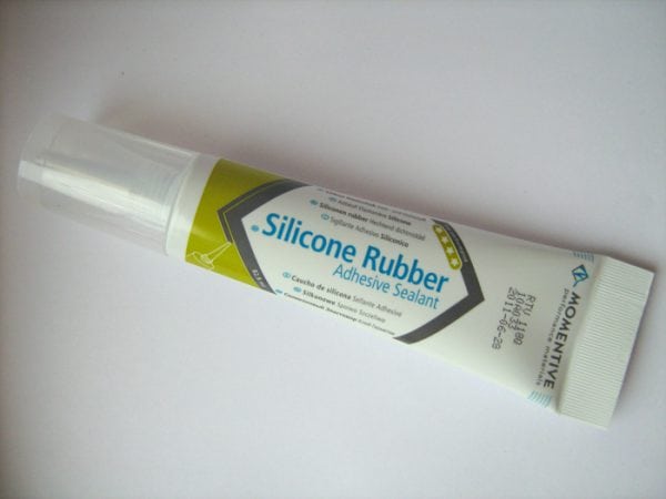 Heat-resistant universal silicone RTV118Q adhesive sealant