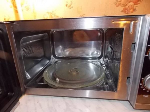 Stainless steel microwave oven