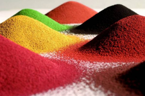 Pigments colorés pour béton