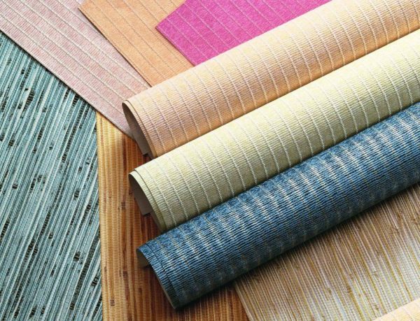 Coloring non-woven wallpaper