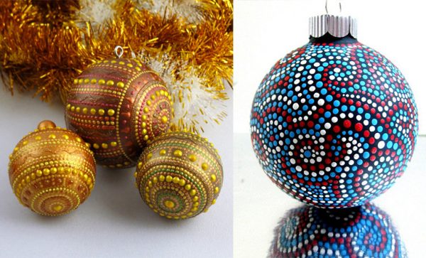 Dot painting of christmas balls