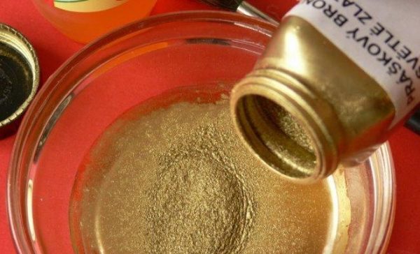 Preparation of a mixture of bronze powder