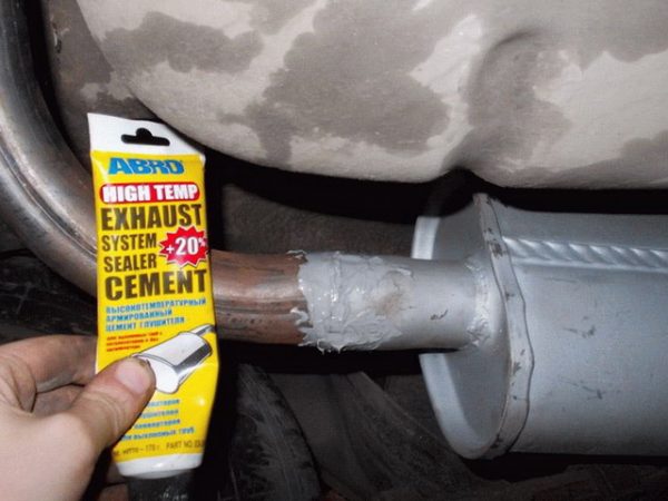 Exhaust pipe sealant