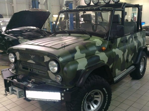 Камуфлаж на UAZ 469