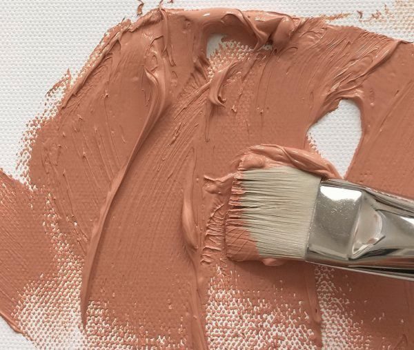 Création d'une peau de couleur de peinture dans la peinture