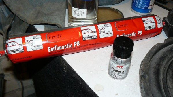 Emfimastic PB adhesive sealant