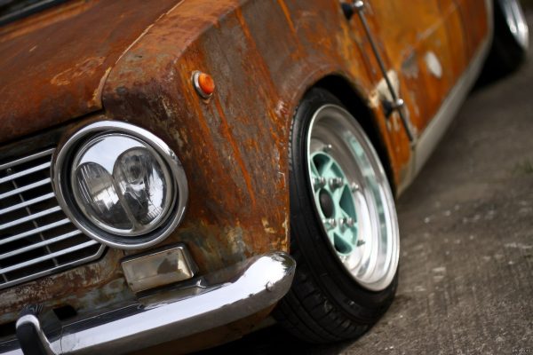 Rusty car