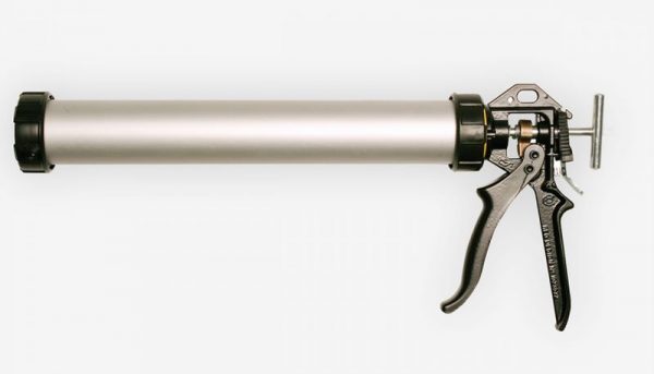 Mechanical sealant gun