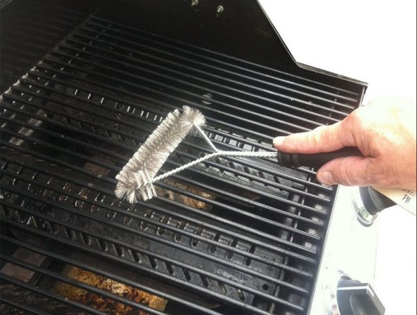 Grill cleaning tool