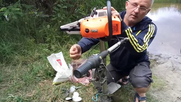 Homemade outboard motor from a chainsaw