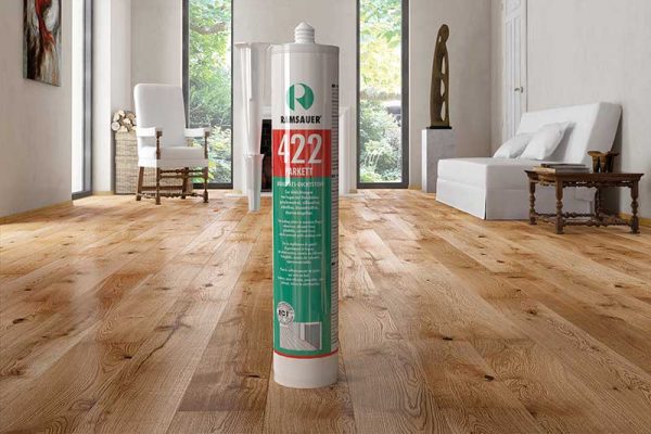 Joint sealing improves the appearance and extends the life of the wooden floor