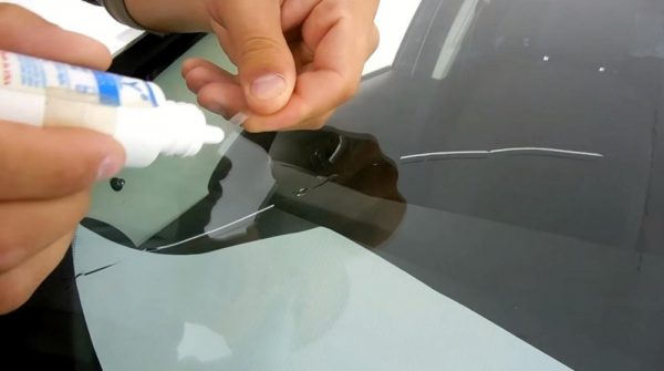 Crack seal on the windshield