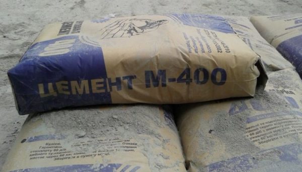 Baliaci cement značky M-400