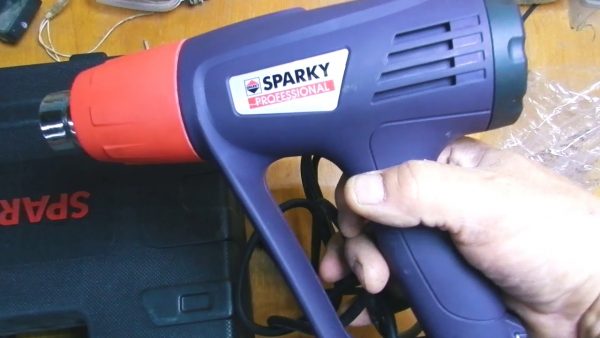 To disassemble the parts connected by a sealant-clamp, a building hair dryer is used.