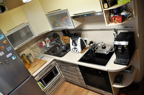 Expensive appliances look ridiculous in a cramped kitchen