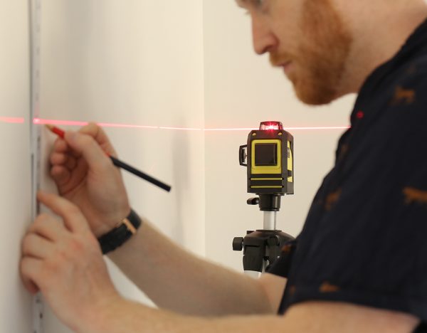 Work with the laser level FIRECORE