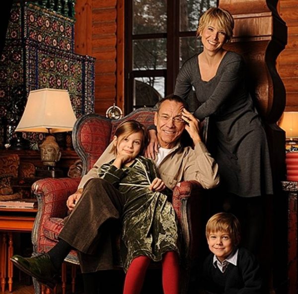 Andrei Konchalovsky with his wife and children in his house