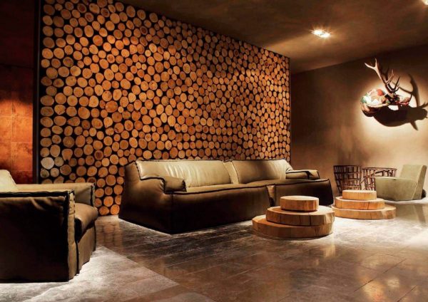 The use of natural wood for interior decoration