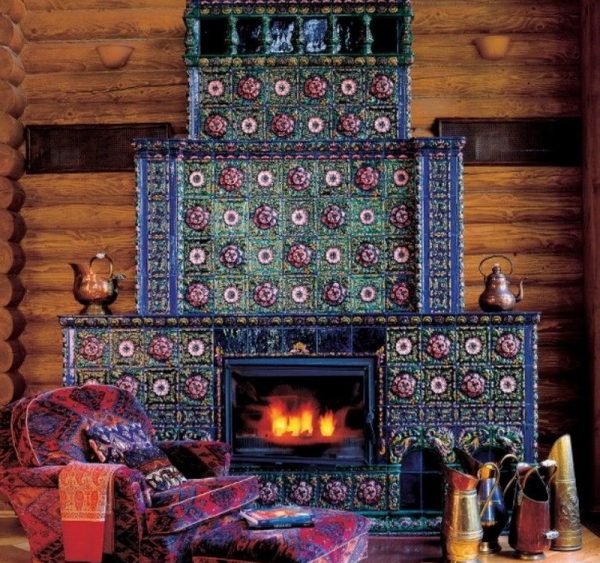 Tiled fireplace in the living room