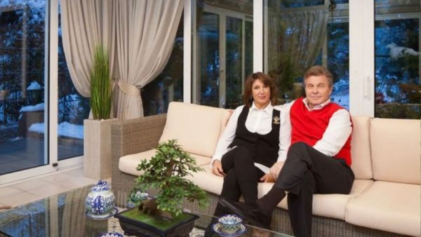 Lev Leshchenko bersama isterinya Irina