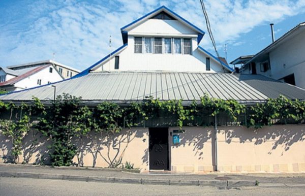 Stas Mikhailov's parents house in Sochi