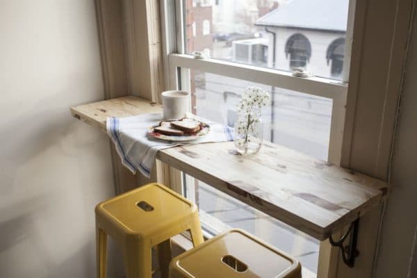 Comptoir de bar de seuil dans la cuisine