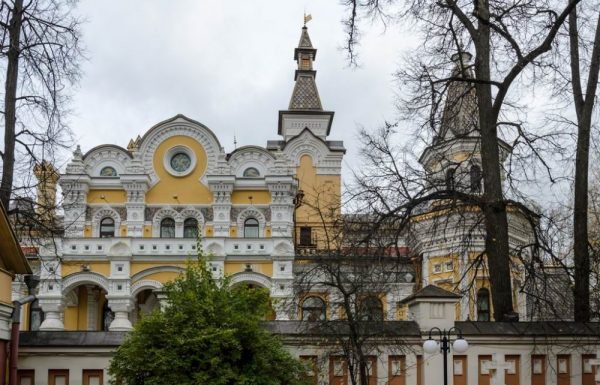 Имение на патриарх Кирил в Переделкино