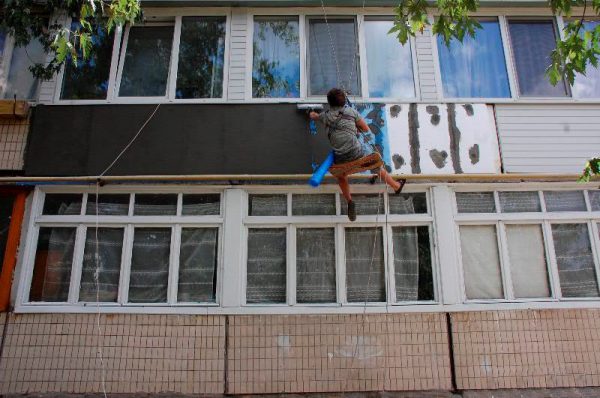 Insulation of the balcony outside