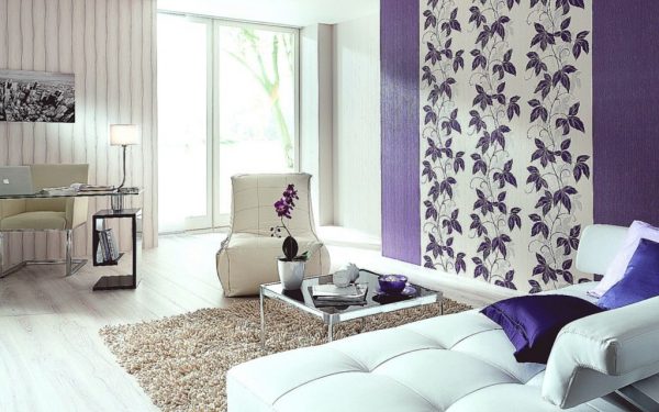 Wallpapering một phần của bức tường