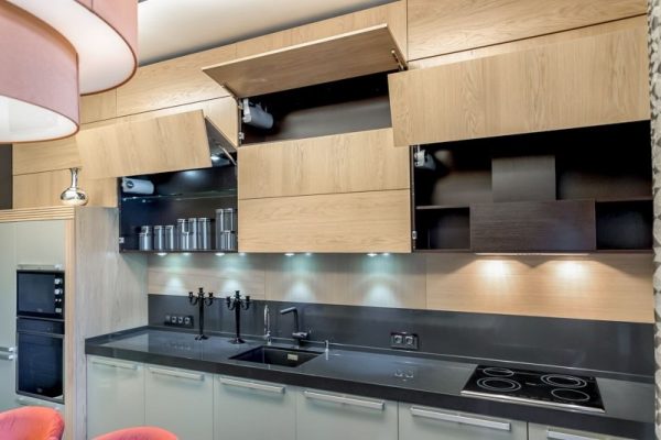 Kitchen with high upper cupboards