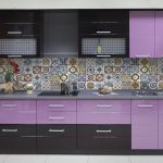 Panel untuk apron dapur