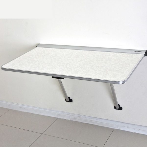 Folding table